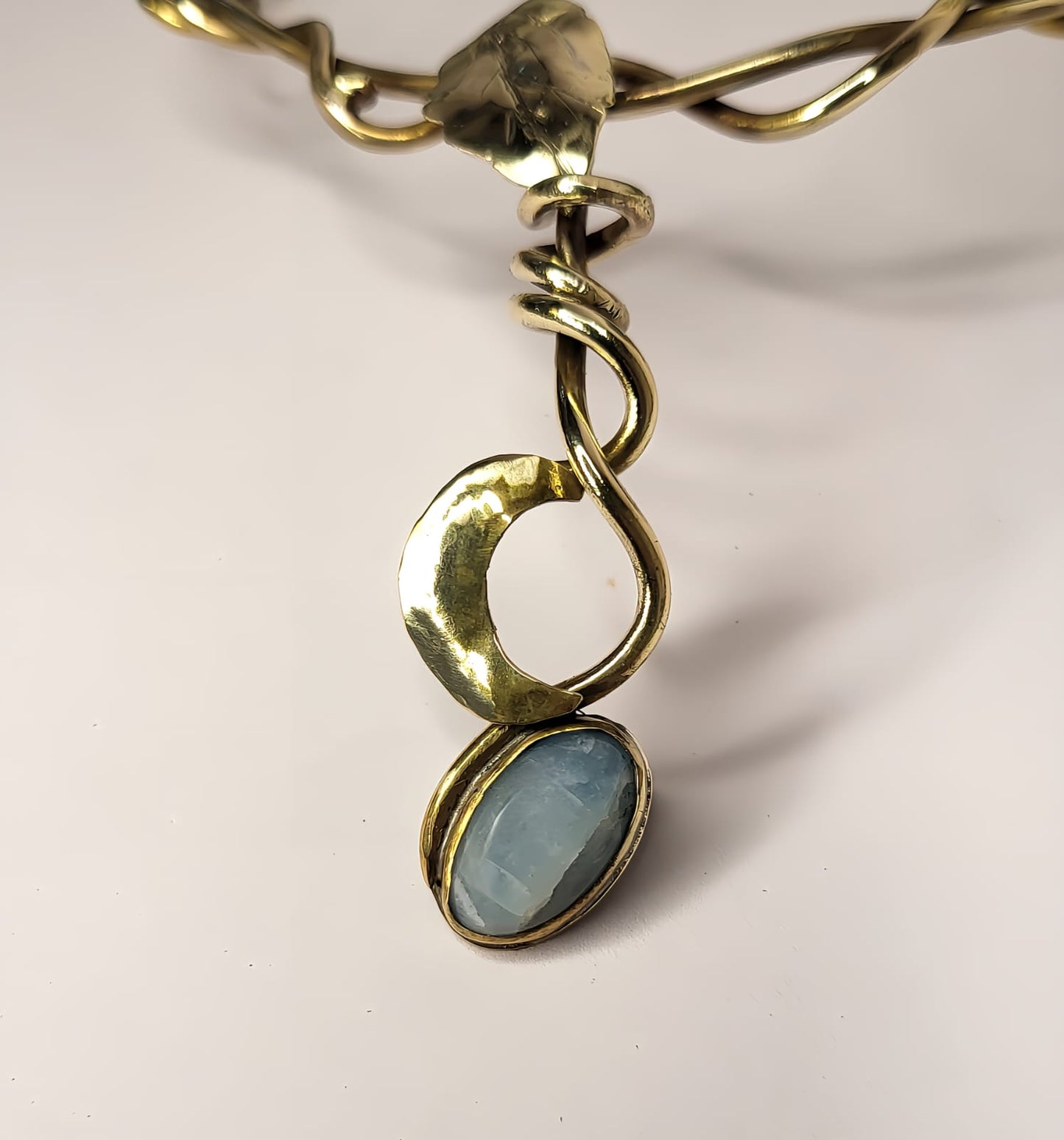 Collana Girocollo in Ottone e Acquamarina