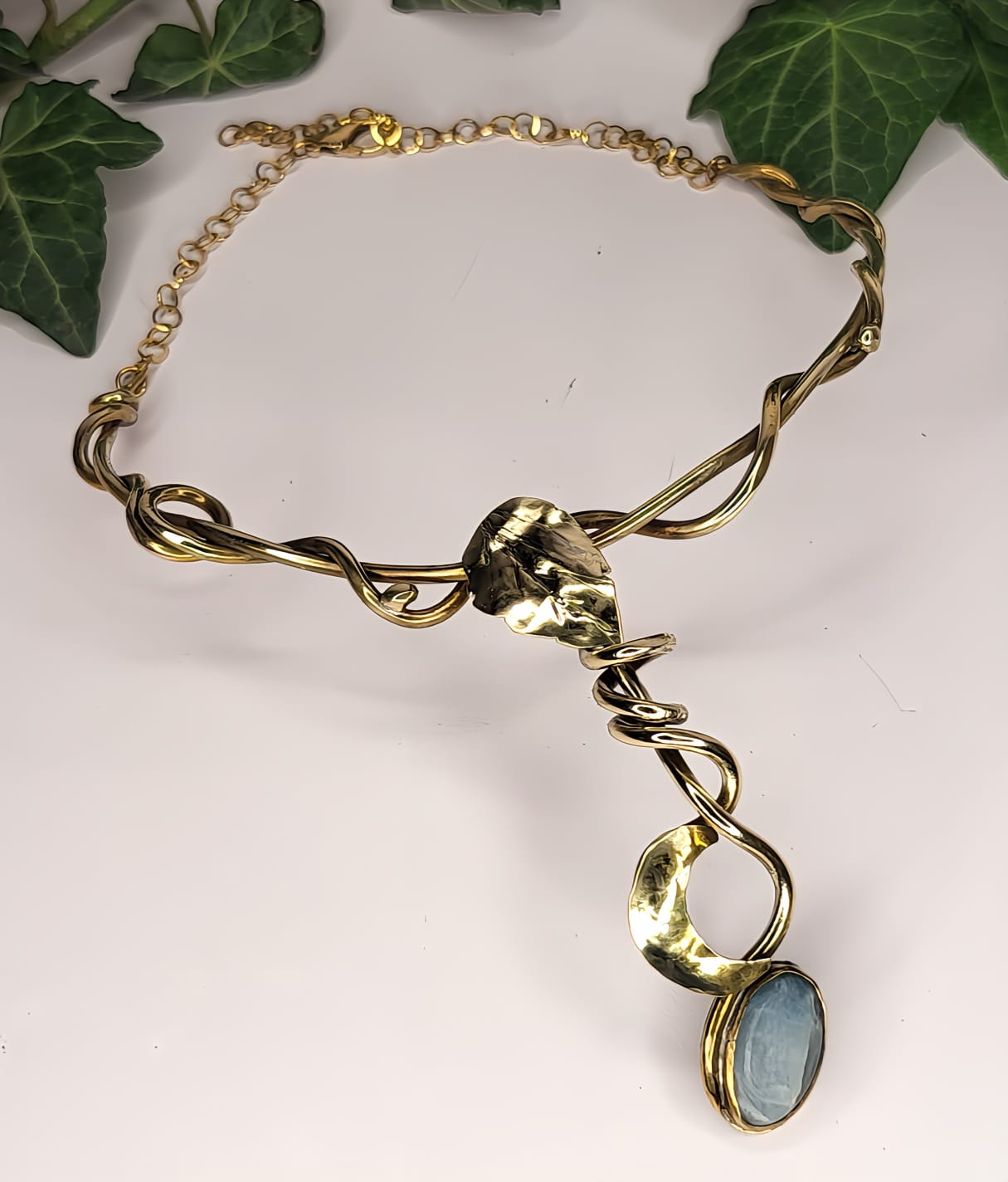 Collana Girocollo in Ottone e Acquamarina