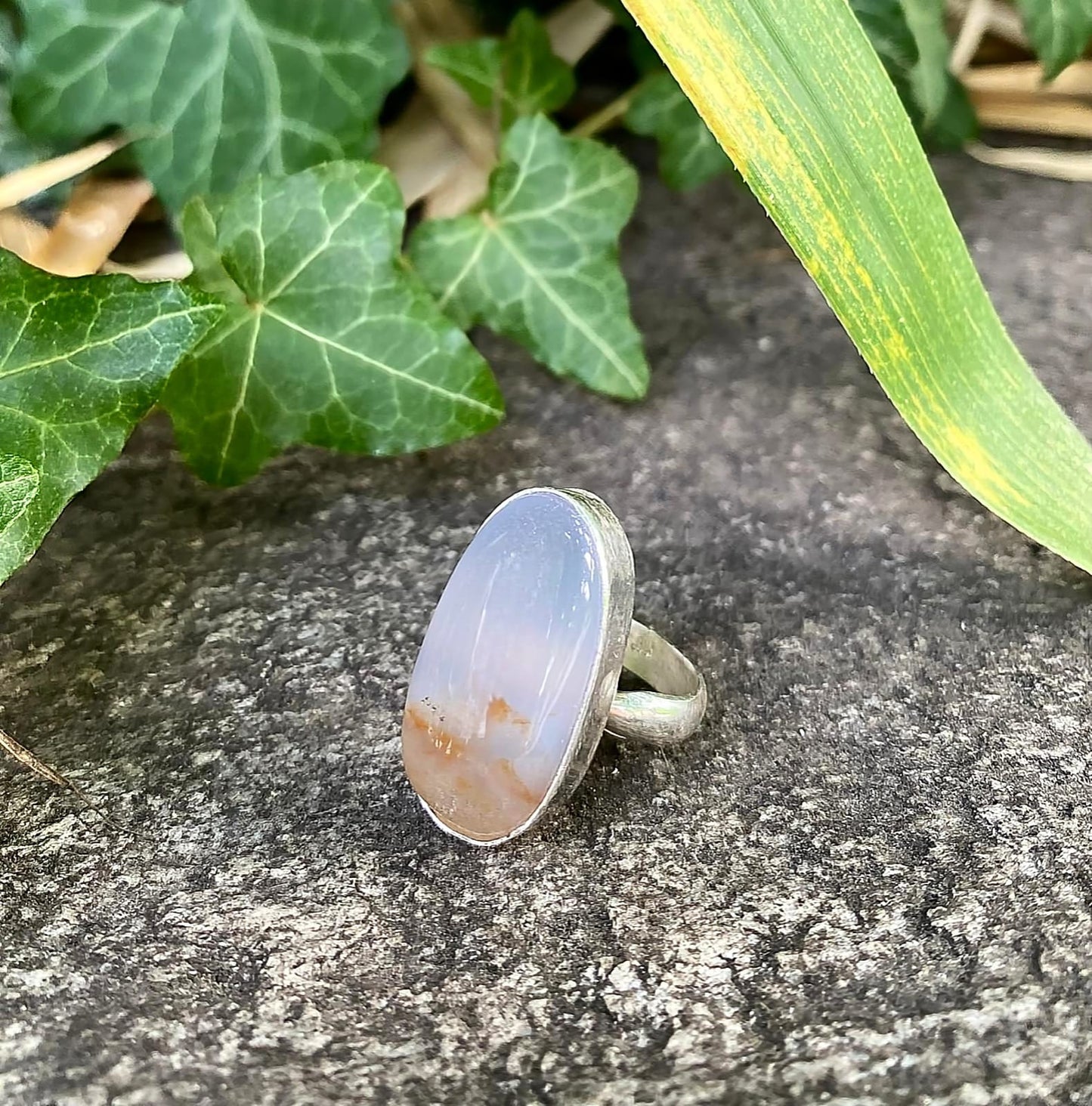 Anello in Argento 925 e Calcedonio Blu