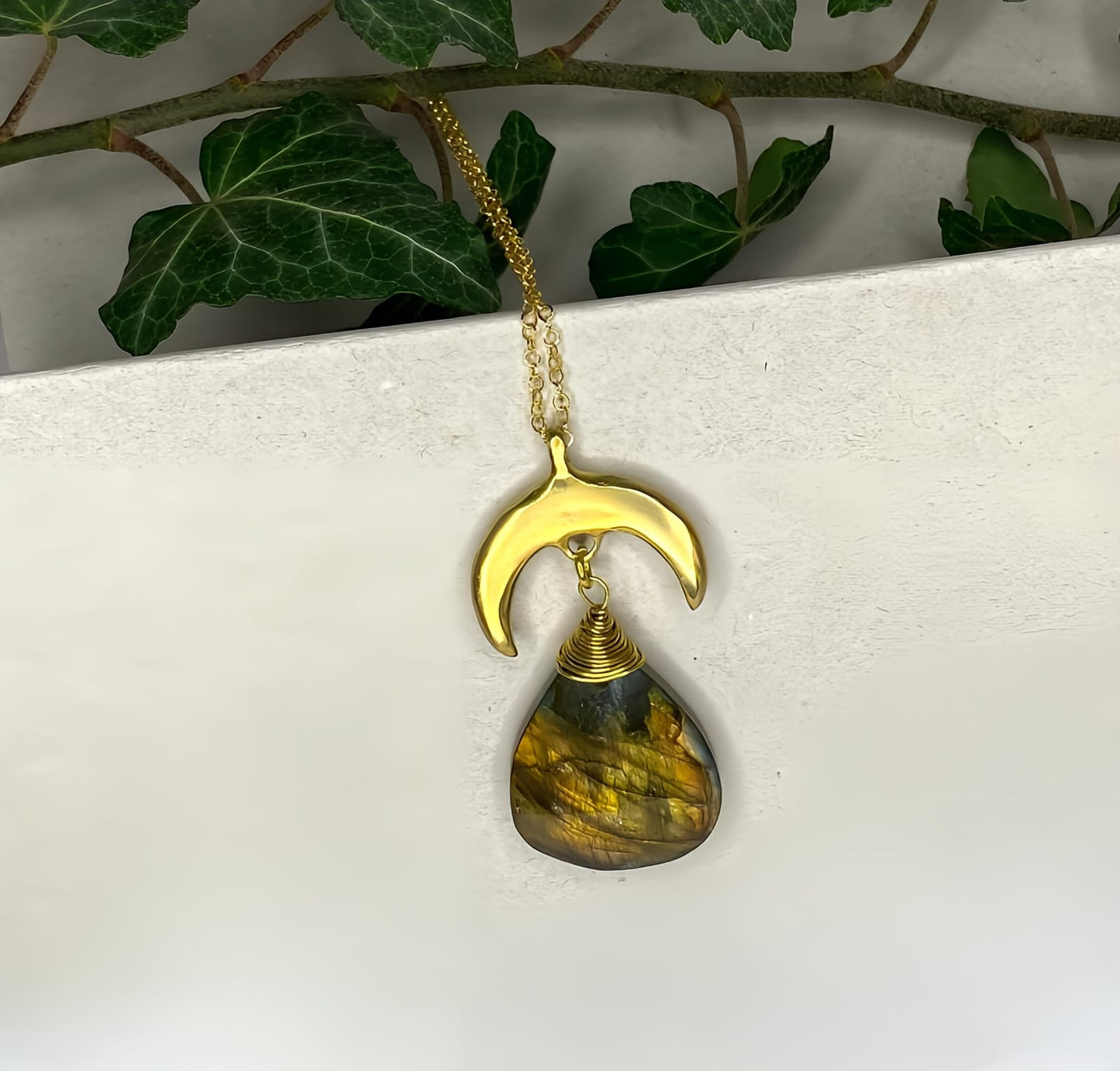 Collana Luna in Ottone e Labradorite 1