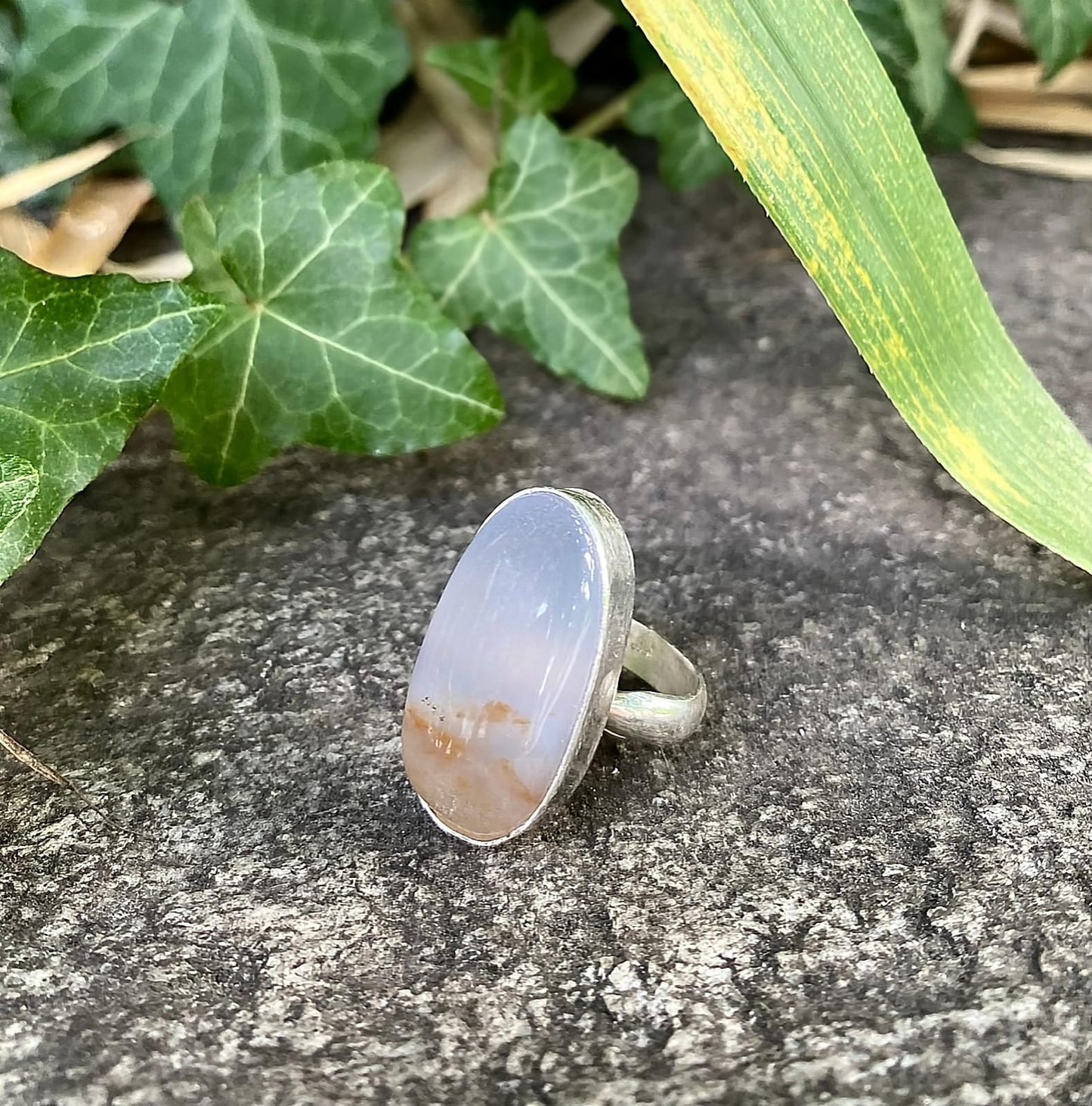 Anello in Argento 925 e Calcedonio Blu