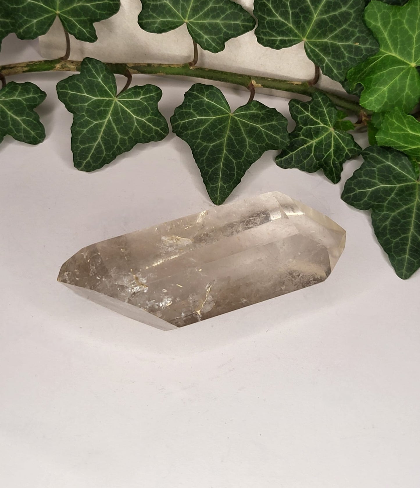 Biterminato naturale molato in Quarzo Fumé
