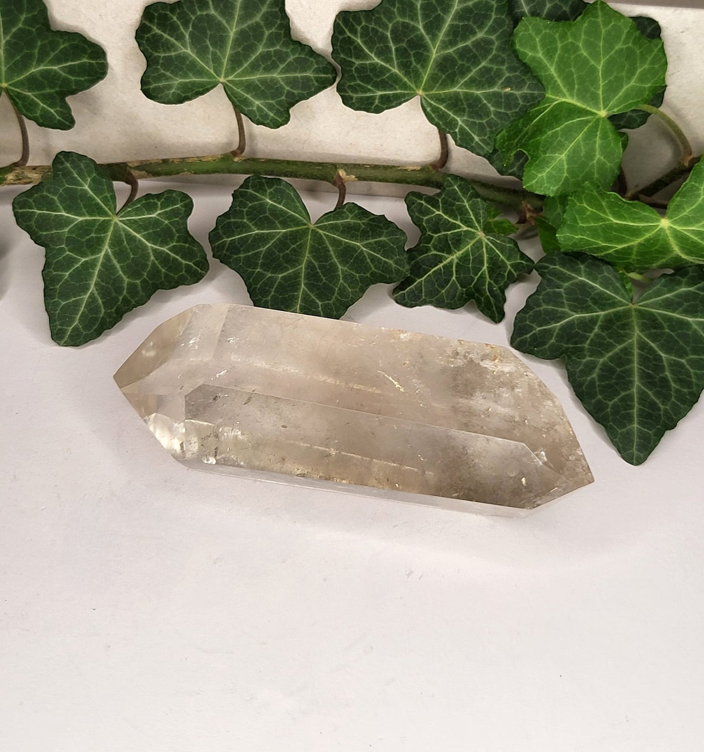 Biterminato naturale molato in Quarzo Fumé