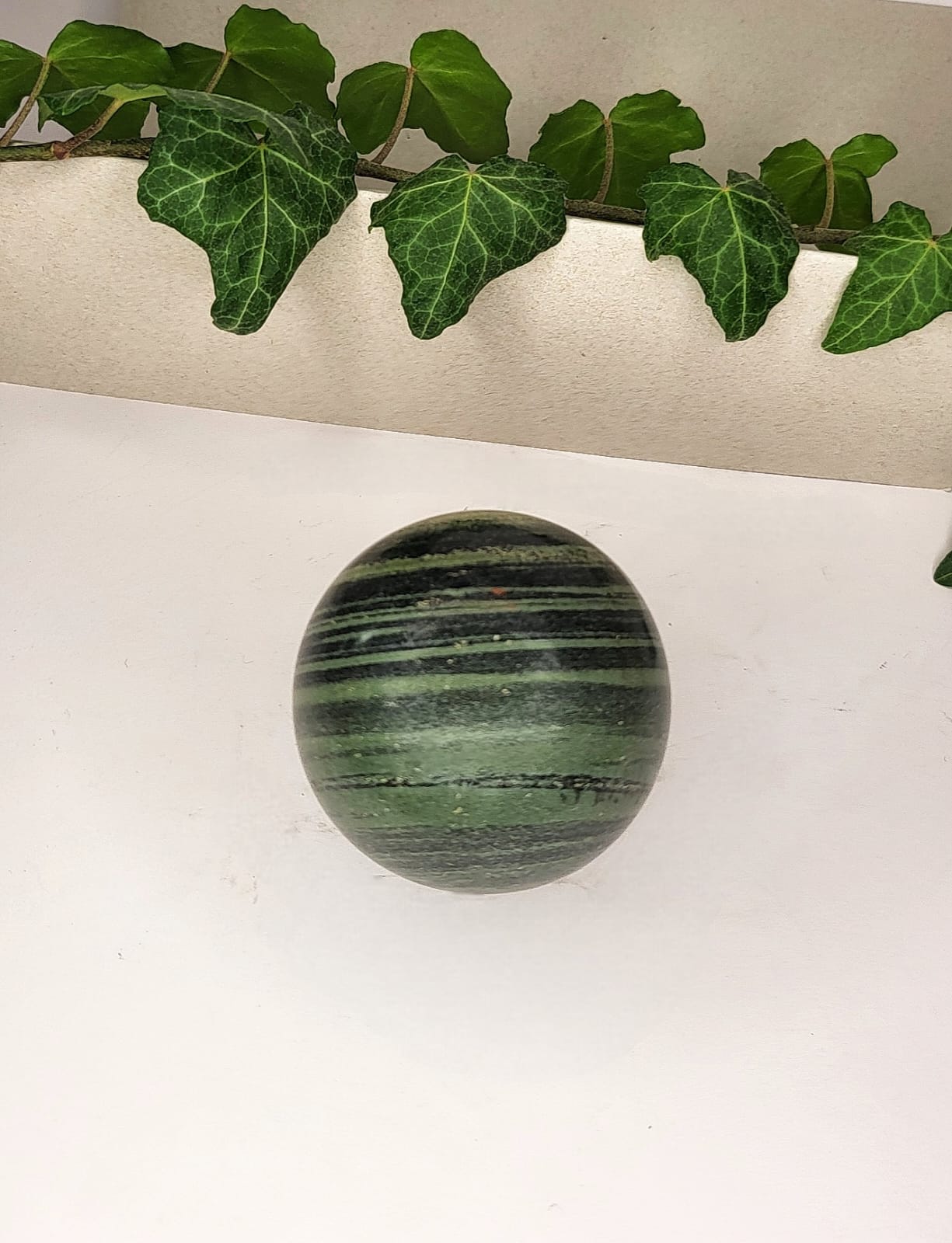Sfera in Diaspro Verde grande
