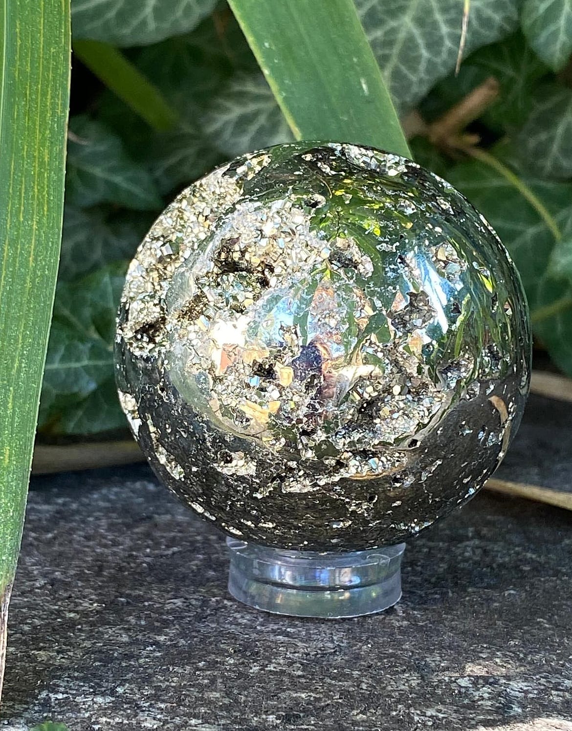 Sfera in Pirite