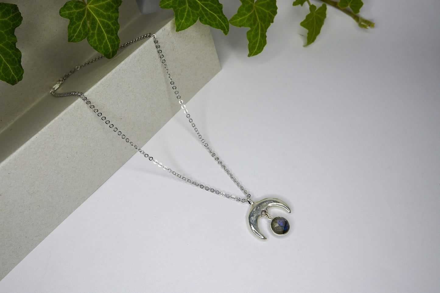 Collana Luna Turca