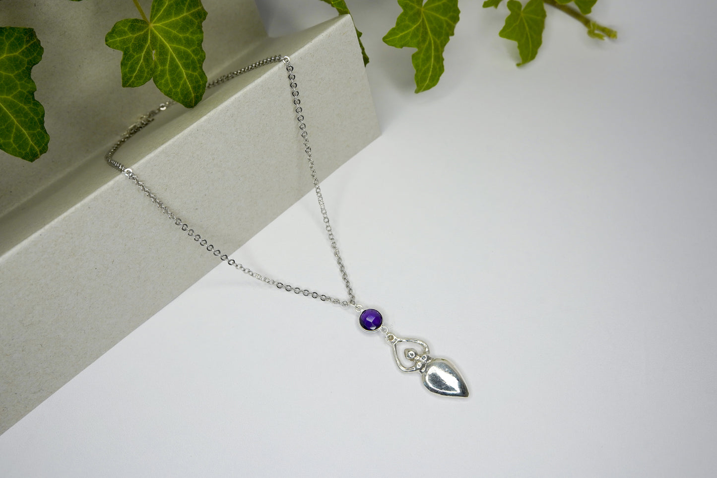 Collana Dea Madre