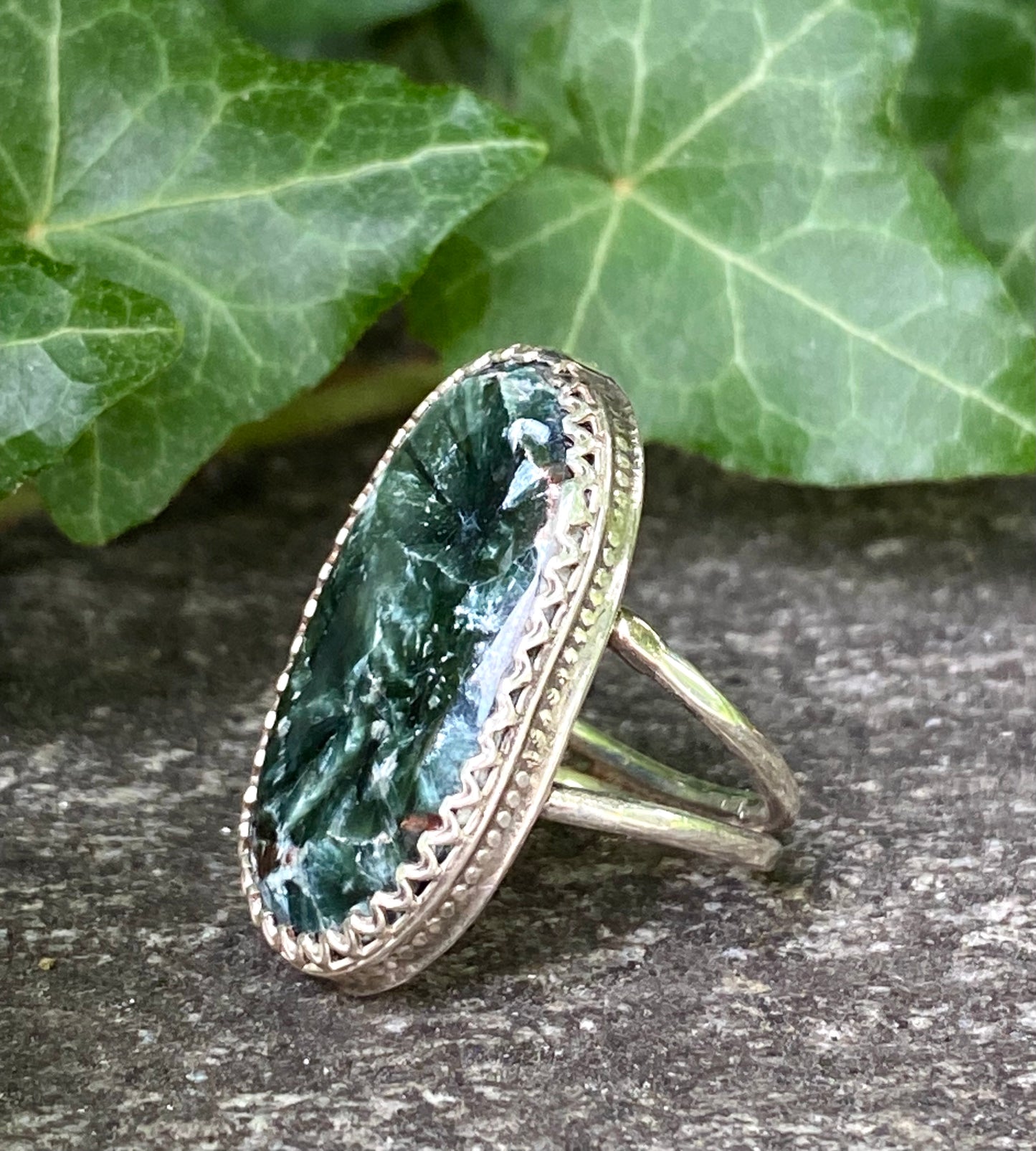 Anello in Argento 925 e Serafinite