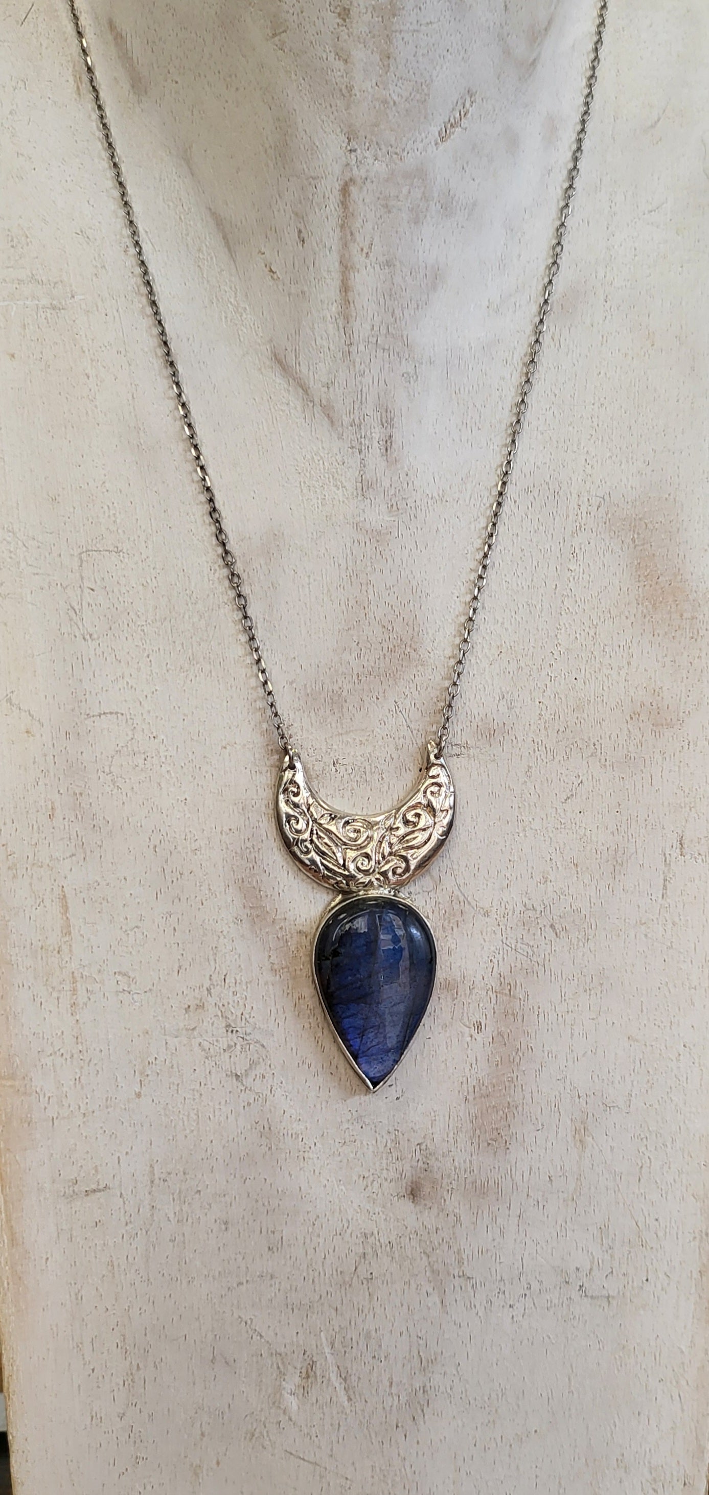 Ciondolo Dea Luna Labradorite